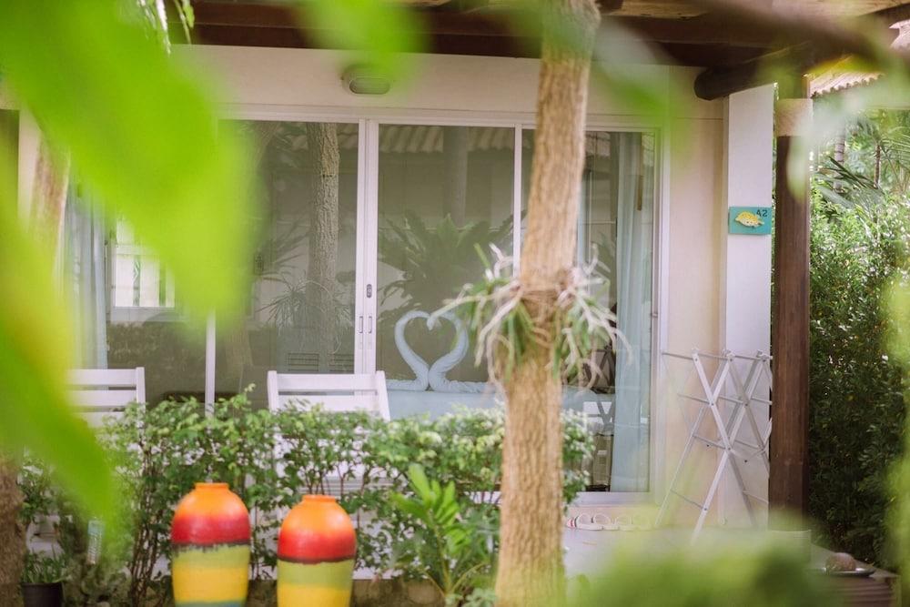 Chez Nous Boutique Resort Hatcsauszamran Kültér fotó