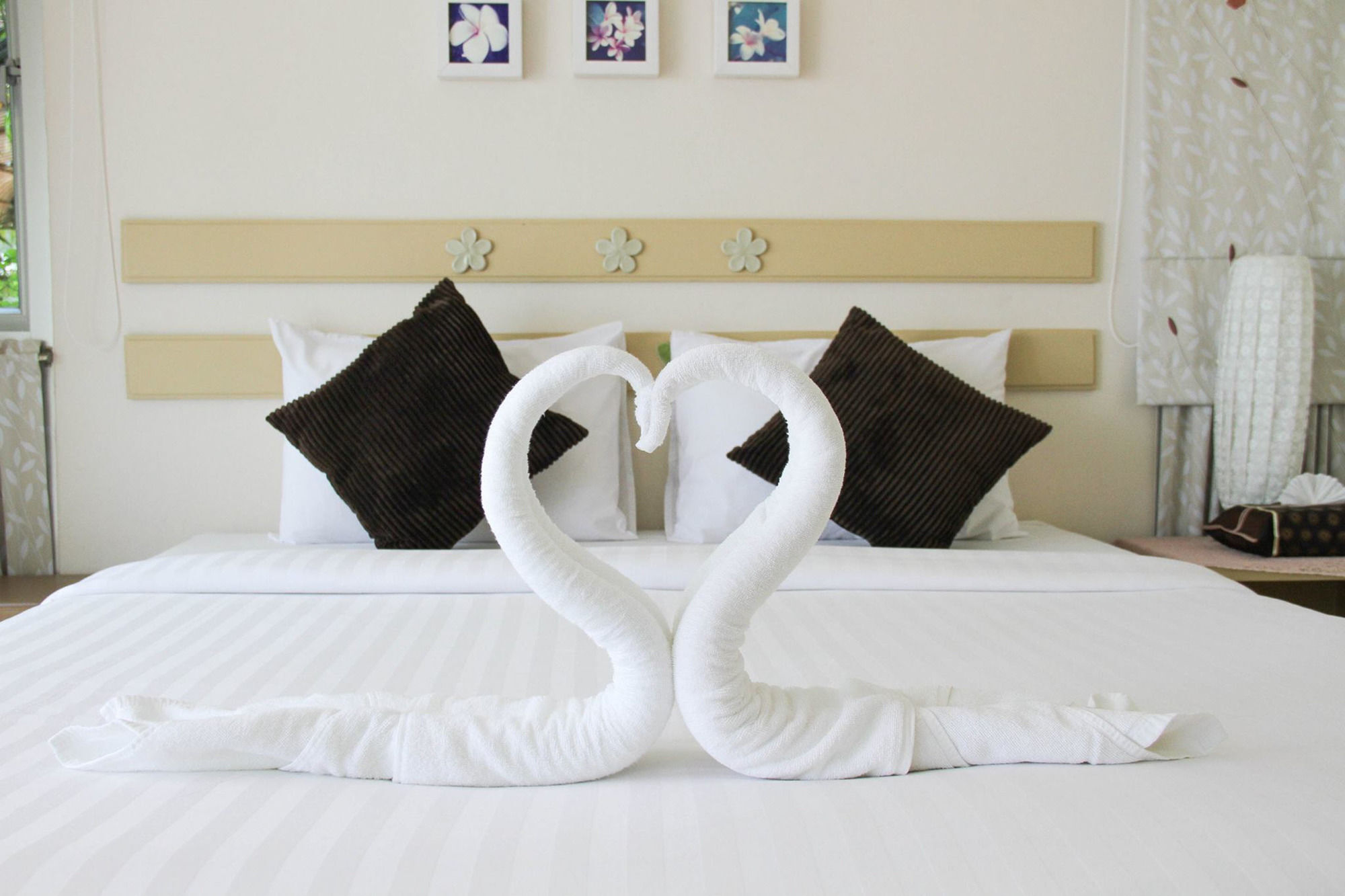 Chez Nous Boutique Resort Hatcsauszamran Kültér fotó